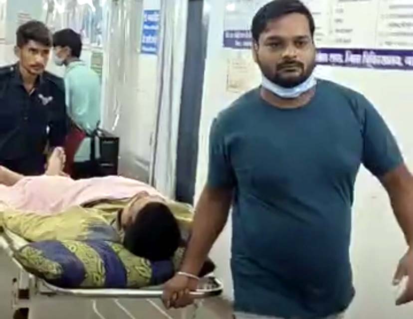 जांजगीर-चांपा में बड़ी लूट : शराब दुकान के गार्ड पर फायर कर 78 लाख लुटे......