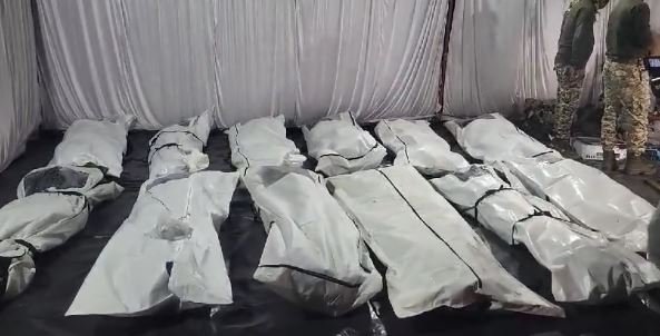 Bijapur Breaking: सुरक्षा बलों ने 12 नक्सलियों के शव बरामद किए...