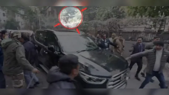 दिल्ली चुनाव से पहले केजरीवाल पर हमला, राजनीतिक माहौल गरमाया...