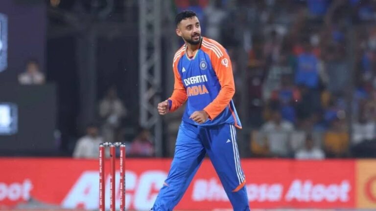 IND VS ENG 3rd T20: वरुण चक्रवर्ती की जादूई गेंदबाजी, इंग्लैंड की आधी टीम को भेजा पवेलियन...