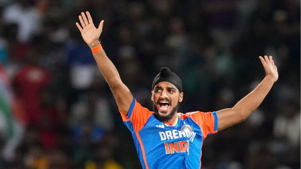 Ind vs Eng 1st T20: अर्शदीप सिंह ने रचा इतिहास, टीम इंडिया के बन गए नंबर-1 गेंदबाज....