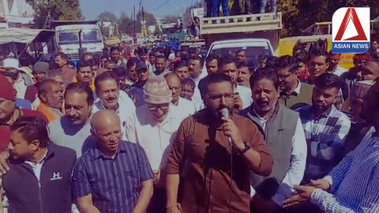 Jabalpur News : 4 हत्याओं के विरोध में ग्रामीणों का हाइवे जाम, प्रशासन के खिलाफ बड़ा प्रदर्शन