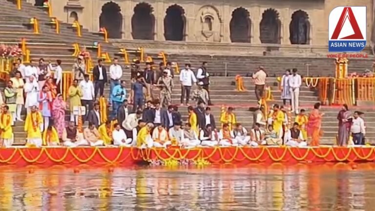 MP Maheshwar : सीएम यादव पहुंचे महेश्वर, किया नर्मदा पूजन...वीडियो