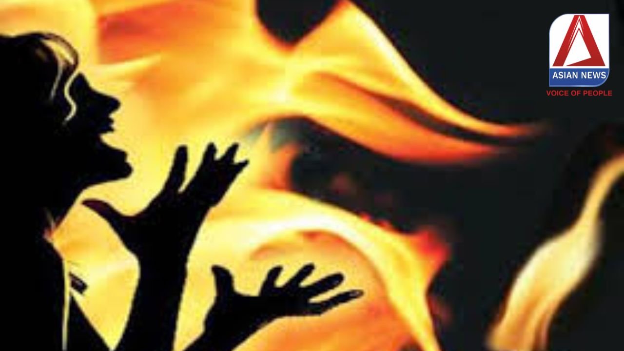 Pratapgarh Crime News : सिरफिरे आशिक ने महिला को बीच सड़क जिंदा जलाया.....