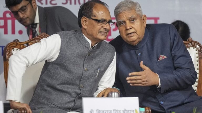 Raipur Breaking: उपराष्ट्रपति जगदीप धनखड़ और केंद्रीय मंत्री शिवराज सिंह चौहान पहुंचे रायपुर...