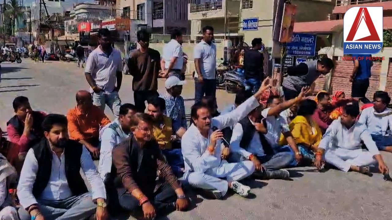 Raipur Breaking : Ward residents on road....Know the case
