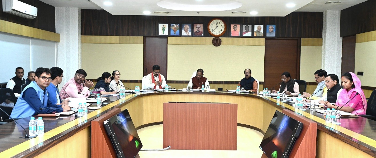 Sai Cabinet Meeting Upadate: किसानों, कलाकारों, उद्योगों और महिलाओं के लिए महत्वपूर्ण फैसले...