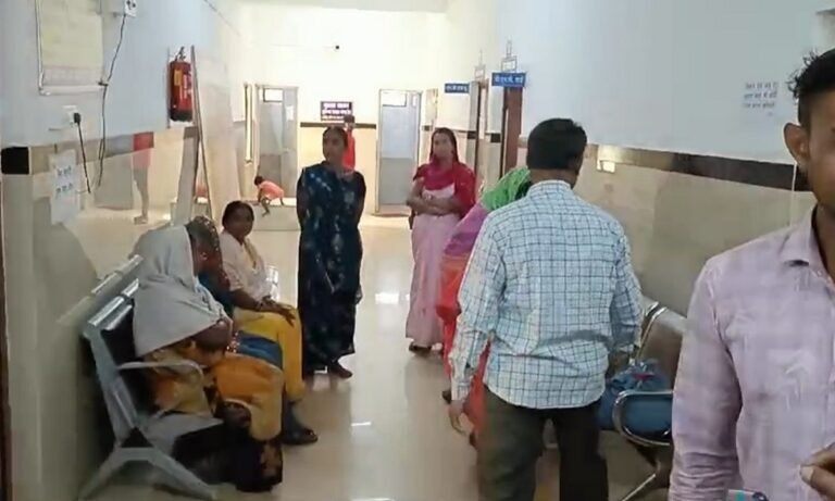 Abhanpur Breaking : अभनपुर सामुदायिक स्वास्थ्य केंद्र में बड़ी लापरवाही : जच्चा और बच्चा की मौत...