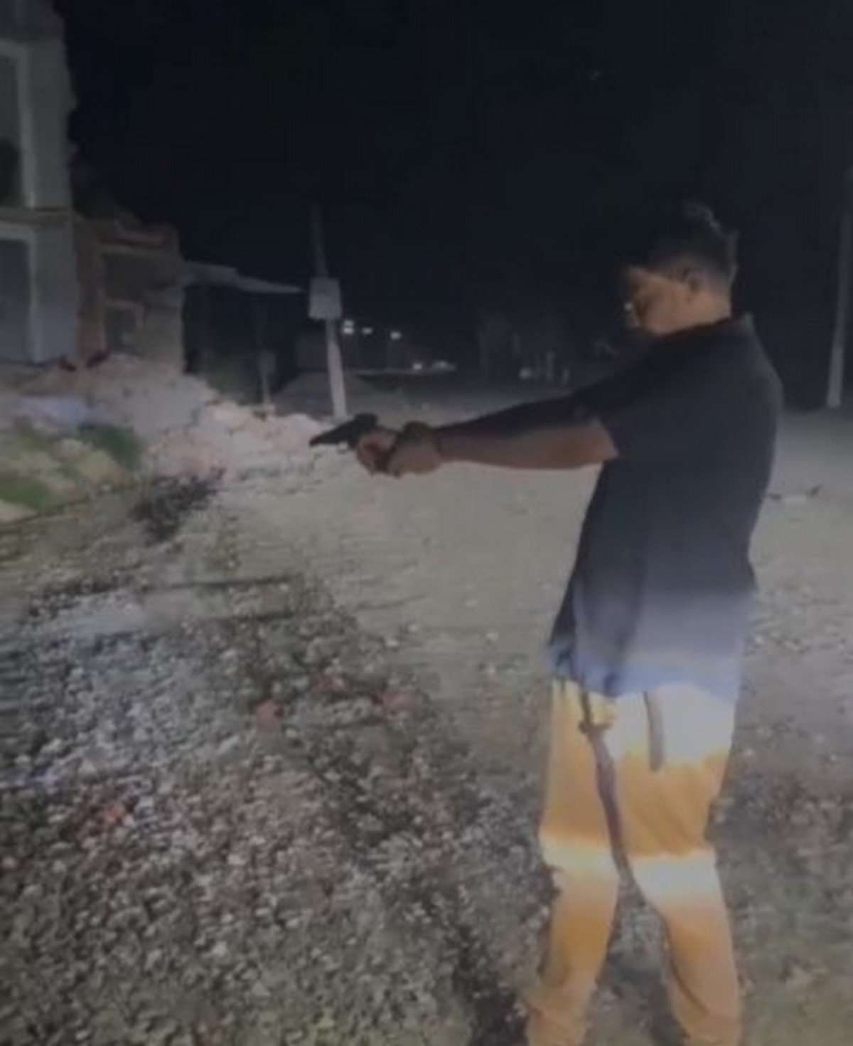 Kaushambi Viral Video : हर्ष फायरिंग का वीडियो वायरल, पुलिस जांच में जुटी