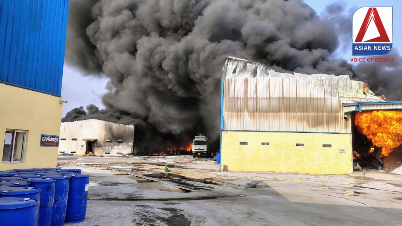 Tilda Chemical Factory fire : कैमिकल फैक्ट्री में भीषण आग, बड़ा हादसा टला.....