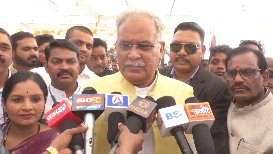 भूपेश बघेल : मुकेश चंद्राकर हत्या पर सरकार पर भ्रष्टाचार दबाने का आरोप....