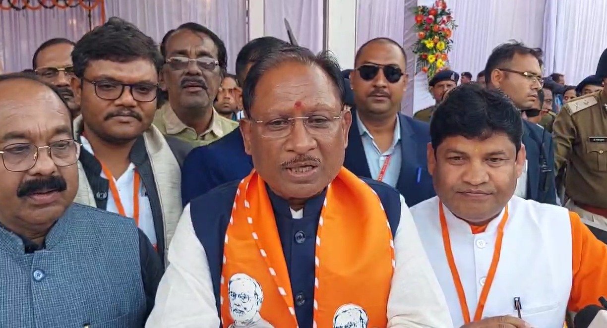 Sakti Breaking: सीएम साय की सक्ती में बड़ी घोषणा, भूमिहीनों को मिलेगा 10,000 रुपये...