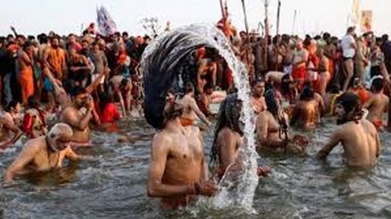 Mahakumbh 2025 : आघोरियों का अलौकिक रूप, आध्यात्म और रहस्यमयता का अनोखा संगम...देखें वीडियो