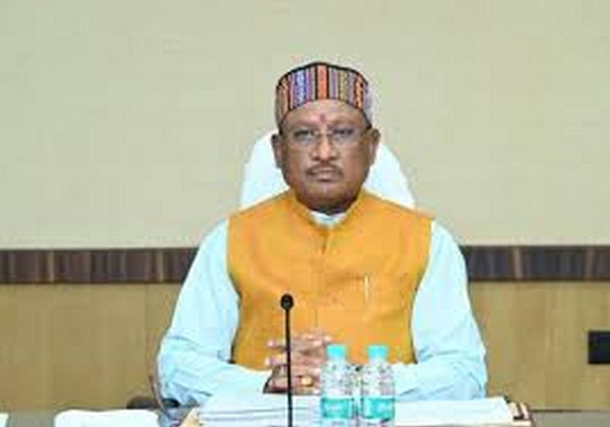 सरकार का संविदा मोह : इतने विशेषज्ञों और चिकित्सा अधिकारियों की हुई नियुक्ति....