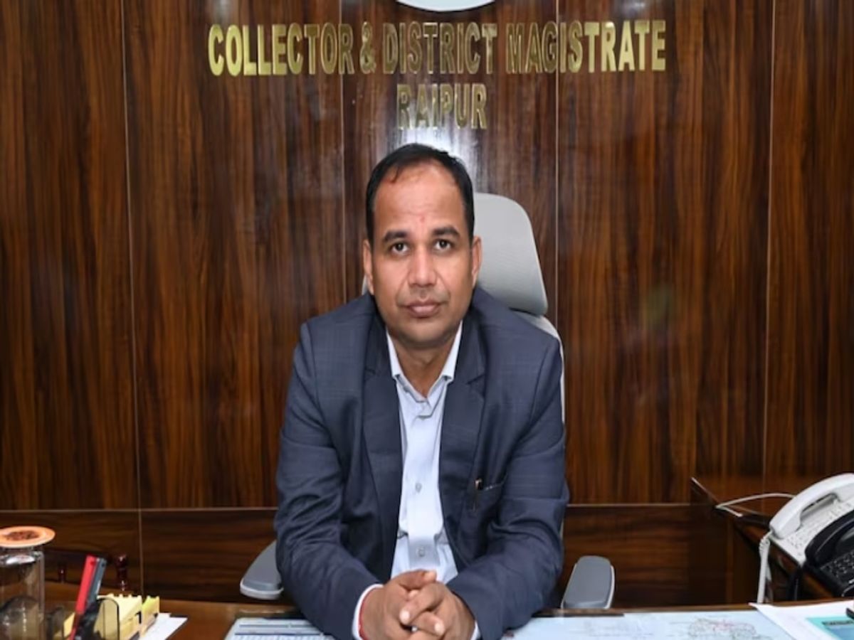 Raipur Breaking: कलेक्टर गौरव सिंह की सख्त कार्रवाई, लेट आने वाले कर्मचारियों की सैलरी कटेगी...