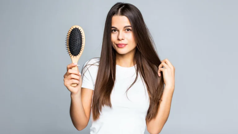 Hair Care : बालों को मजबूत और मुलायम बनाने का आसान और असरदार नुस्खे....