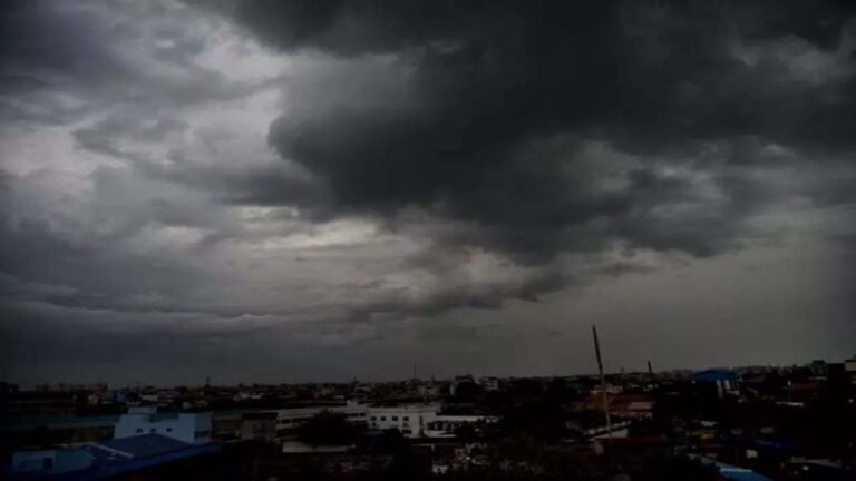Weather Update : हिमाचल और उत्तराखंड समेत इन राज्यों में कल से बारिश के आसार.....