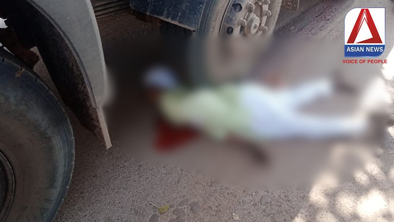 Balod Accident : हाइवा की चपेट में आने से बाइक सवार की दर्दनाक मौत