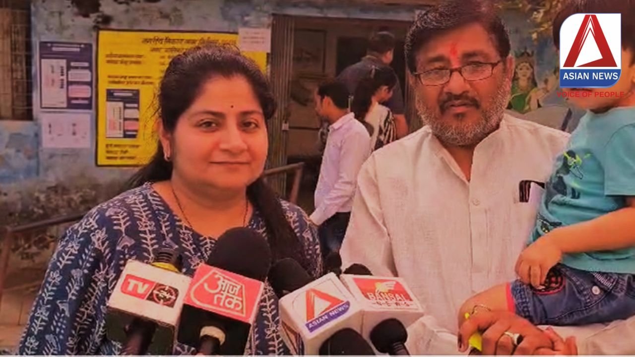 CG Election 2025 : अमेरिका से आई युवती कोमल खत्री ने किया मतदान, देखें वीडियो