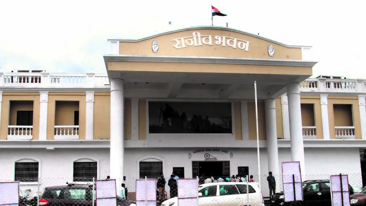 CG News : मतदान से पहले राजीव भवन में कांग्रेस के प्रत्याशियों की बड़ी बैठक...