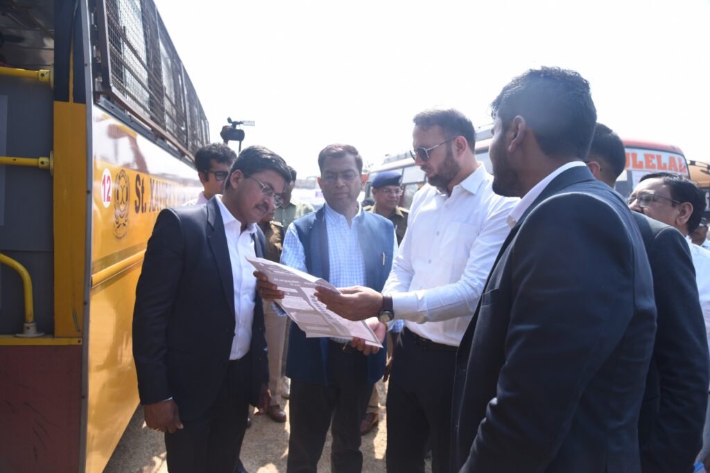 CG News: राज्य निर्वाचन आयुक्त अजय सिंह ने की मतदान तैयारियों की समीक्षा...