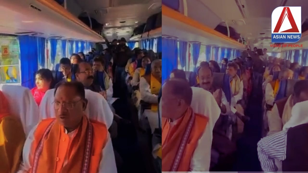 Mahakumbh 2025 : भक्ति में मगन साय कैबिनेट चलें संगम की ओर...देखें मनमोहक वीडियो