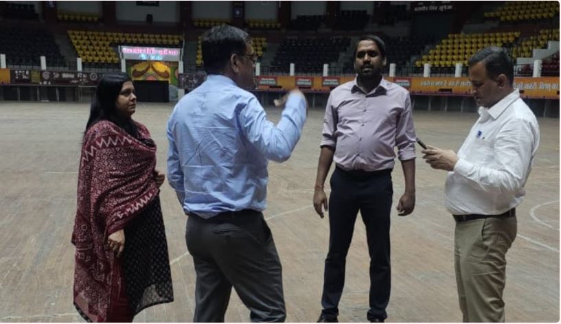 Raipur City News: रायपुर निगम के मेयर और 70 पार्षदों के शपथ ग्रहण समारोह की तैयारियों का जायजा लेने इंडोर स्टेडियम पहुंचे निगम आयुक्त, 27 फरवरी को होगा शपथ ग्रहण समारोह