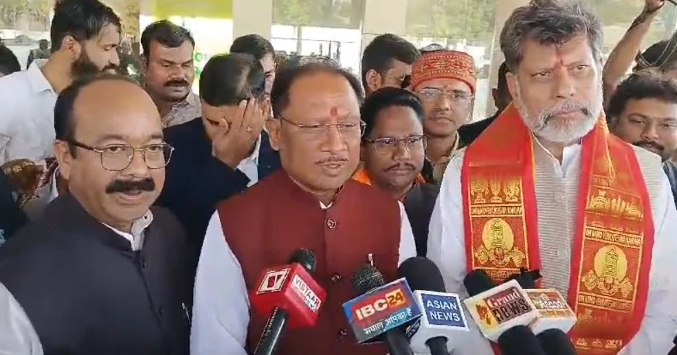 Raipur News : CM विष्णुदेव साय कल सुबह प्रयागराज दौरे पर होंगे रवाना...
