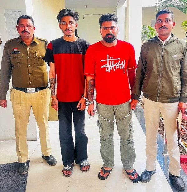 Raipur News : पंजाब के दो तस्कर चढ़ें पुलिस के हत्थे, लाखों रुपये की हेरोइन बरामद...