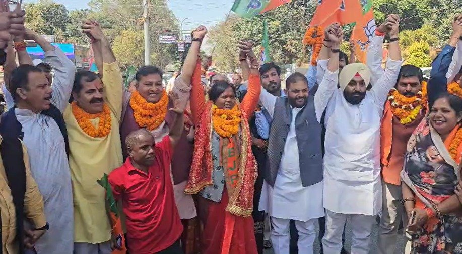 CG News: भाजपा महापौर प्रत्याशी मंजूषा भगत बनी अंबिकापुर नगर निगम की पहली महिला महापौर