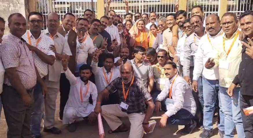 CG Nikay Chunav Results 2025: धमतरी में नगरीय निकाय चुनाव में भाजपा को मिली बम्फर जीत...