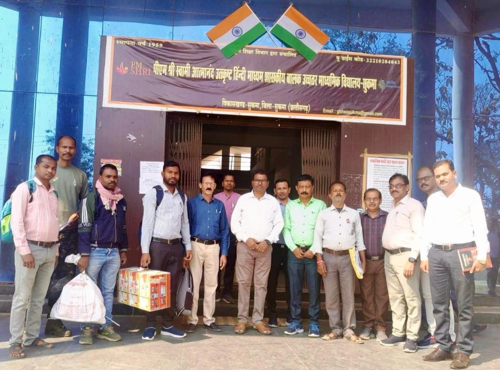 बस्तर में बढ़ती शांति की झलक: पहली बार जगरगुंडा में सड़क मार्ग से पहुंची बोर्ड परीक्षा सामग्री...