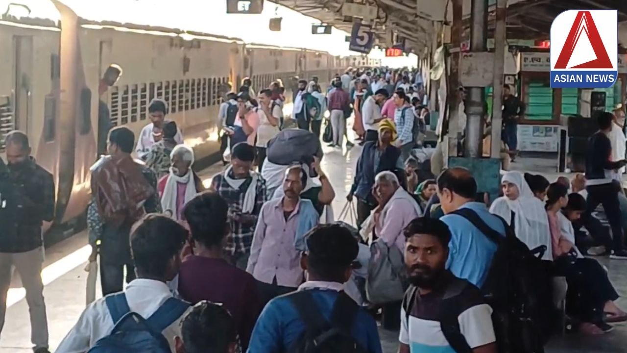 MP News: दिल्ली में भगदड़ के बाद, इटारसी स्टेशन पर भारी भीड़...