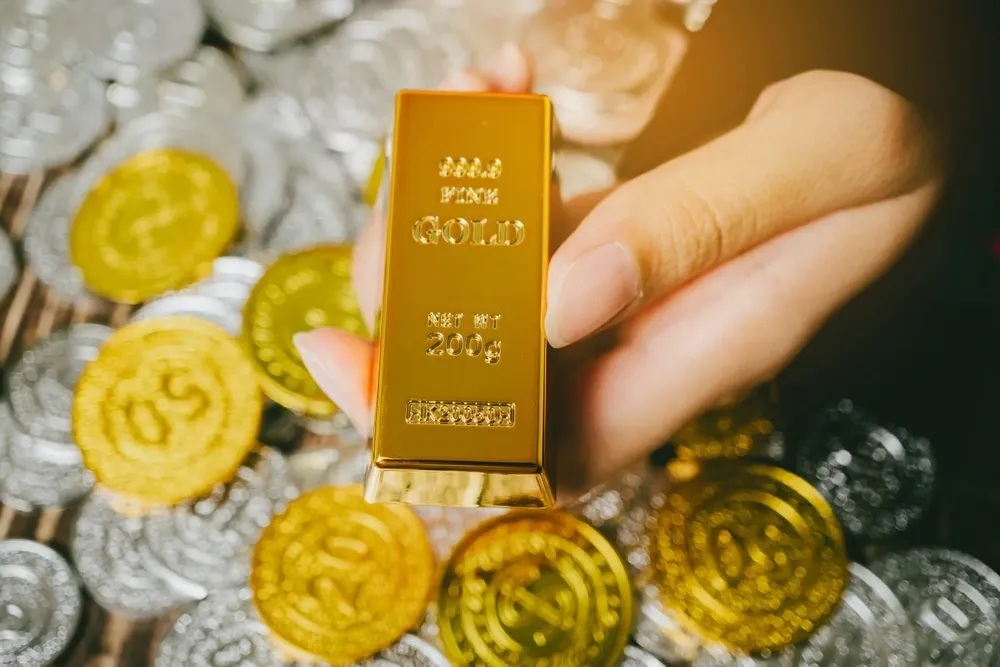 Gold-Silver Price Today : शादी के सीजन में भी सुस्त बाजार, घटी ज्वेलरी की मांग...