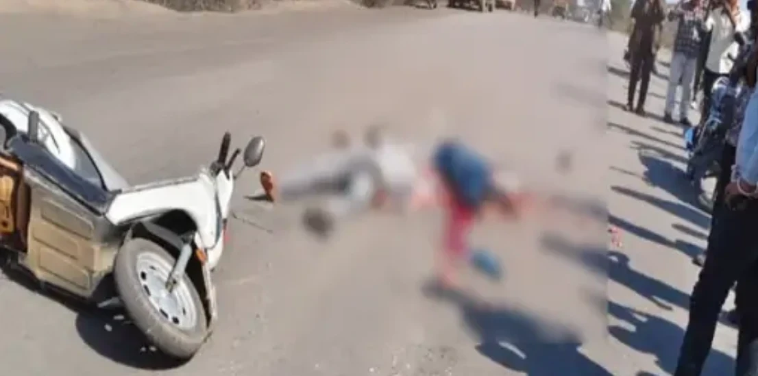 CG Accident : हाइवा ने स्कूटी सवार 2 युवकों को रौंदा, हुई मौत...