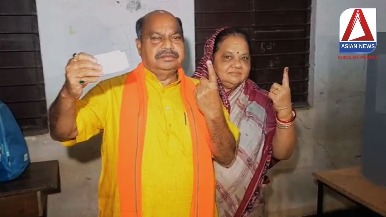 Municipal Elections 2025 : उत्तर विधायक पुरंदर मिश्रा ने किया मतदान...