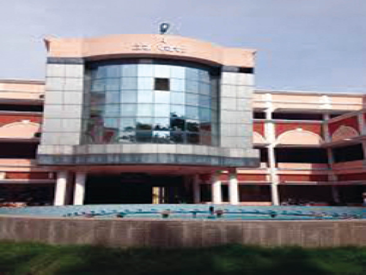 CG Politics: रायपुर जिला पंचायत अध्यक्ष चुनाव की तारीख दूसरी बार टली, अब इस दिन होगा चुनाव