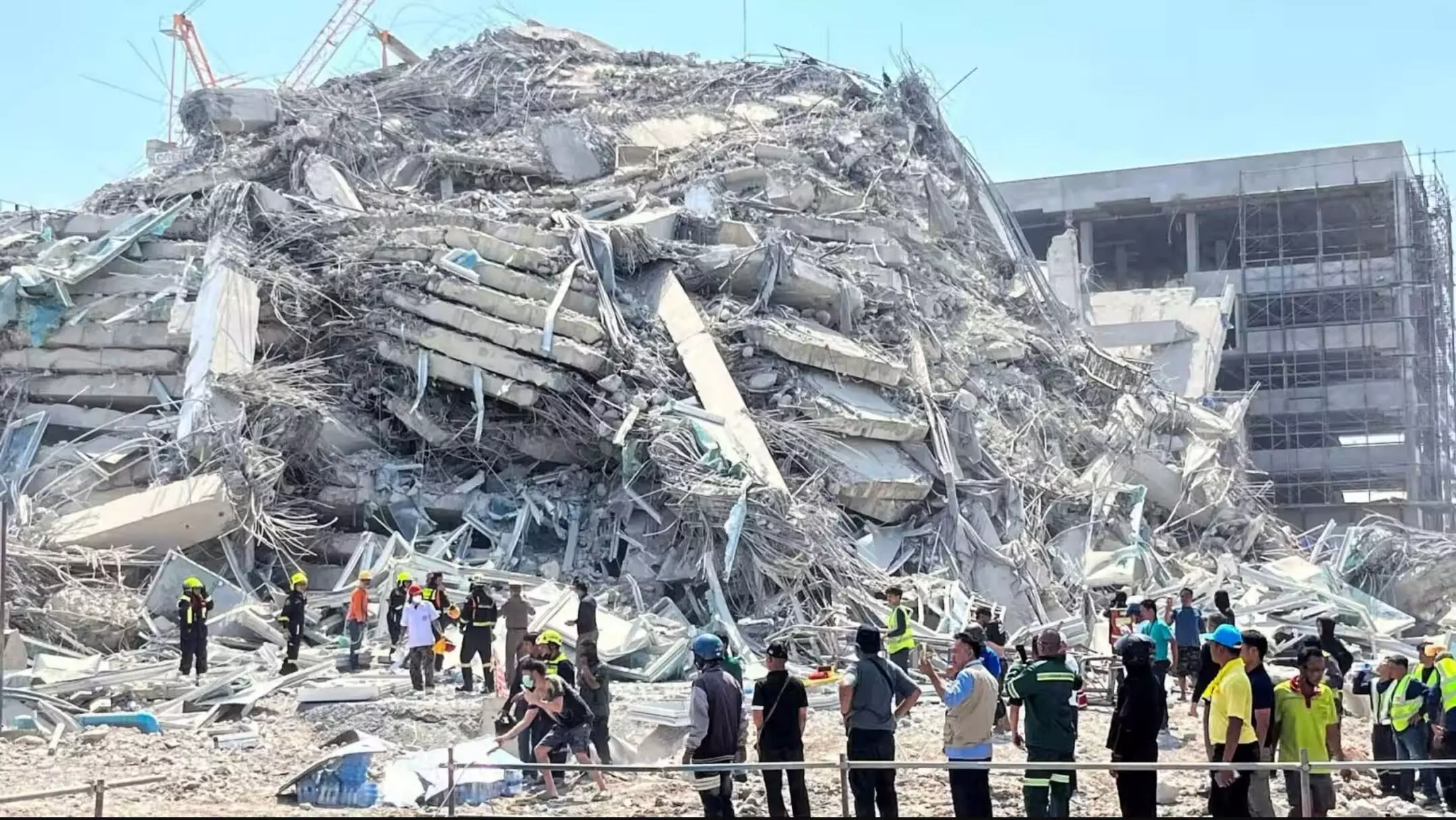 1262091-myanmar-thailand-earthquake