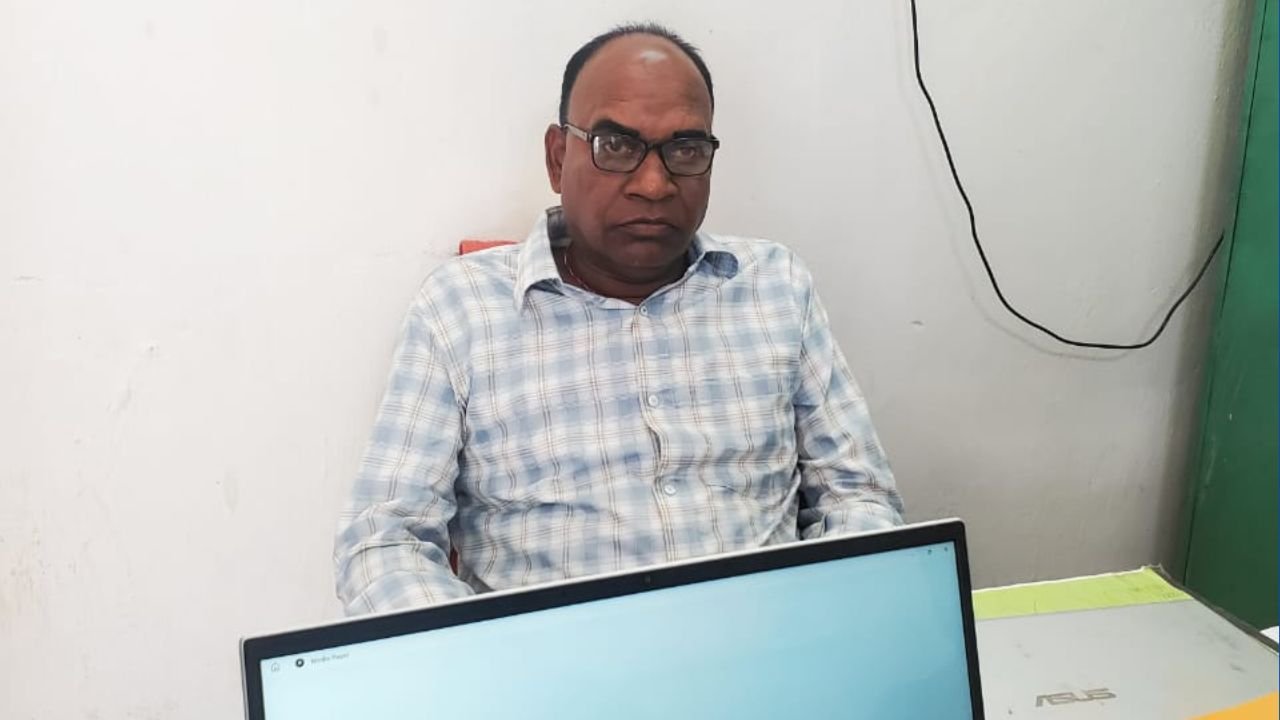 CG Breaking : ACB की बड़ी कार्रवाई, रिश्वत लेते पकड़े गए दो कर्मचारी...