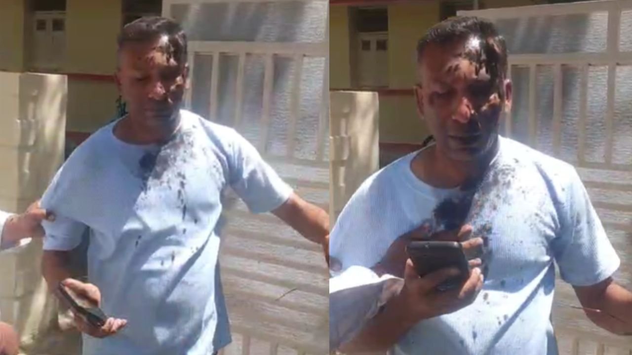 MP News : भगवा झंडे हटाने पर बवाल, हिंदू संगठन ने CMO का किया मुंह काला...