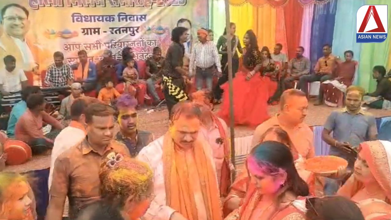 CG News: मंत्री श्याम बिहारी जायसवाल के आवास पर होली मिलन समारोह...