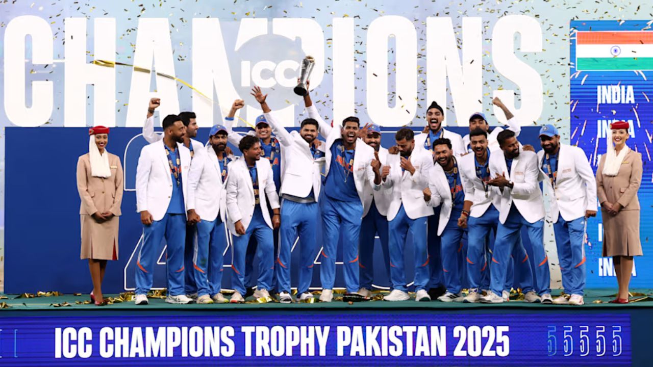 चैंपियंस ट्रॉफी विजेता टीम इंडिया को BCCI का बड़ा इनाम, जानिए किसे कितने करोड़ मिलेंगे...