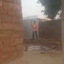 पत्थर हटाने को लेकर हुआ विवाद, युवक को सब्बल से उतारा मौत के घाट, इलाके में दहशत