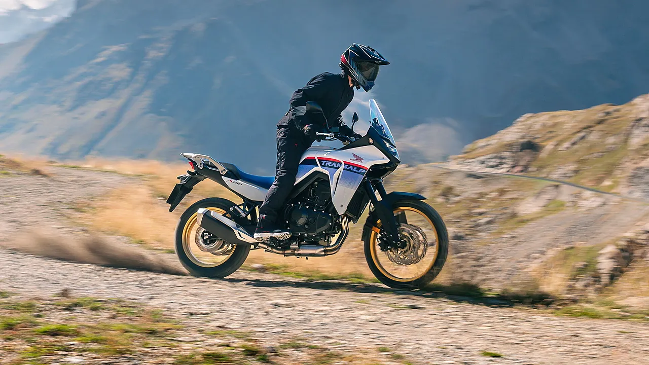 Auto News: होंडा XL750 ट्रांसलप पर 80,000 रुपये का शानदार डिस्काउंट, जानिए क्यों खास है यह डील...
