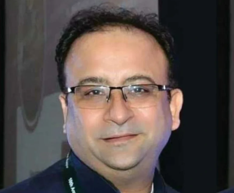 Raipur News : डॉक्टर मनोज चेलानी पर बड़ी कार्रवाई, मेडिकल काउंसिल ने किया 3 महीने के लिए निलंबित...