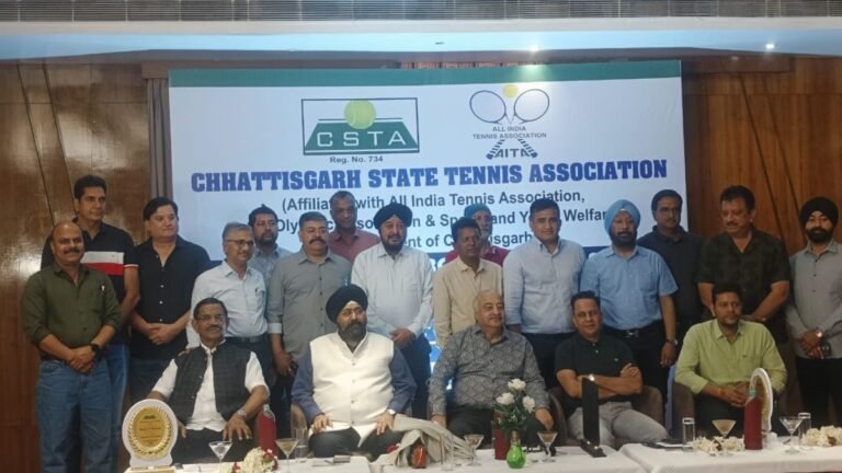CG News: छत्तीसगढ़ टेनिस संघ में बड़ा बदलाव, भूपेश बघेल को हटाकर डॉ. हिमांशु द्विवेदी बने नए अध्यक्ष...