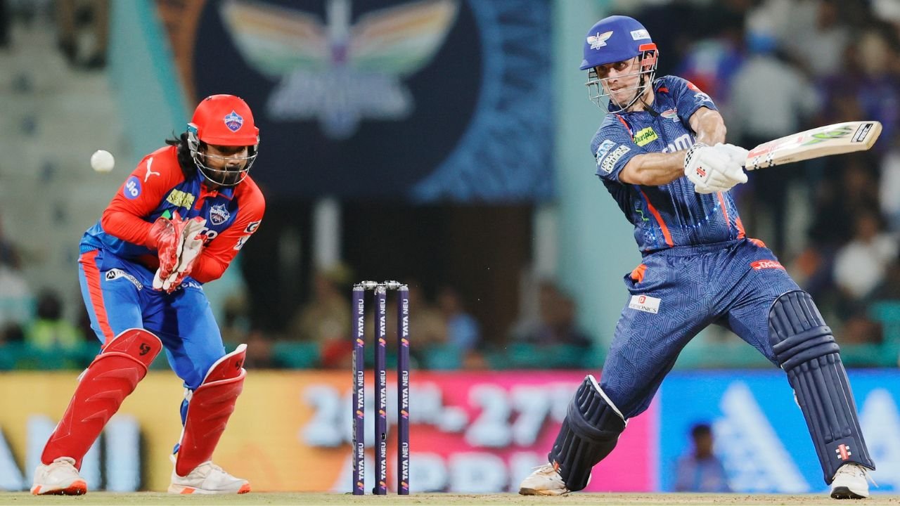 DC vs LSG IPL 2025: दिल्ली ने लखनऊ को 160 रनों का दिया लक्ष्य, मुकेश कुमार की शानदार गेंदबाजी...