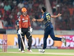 IPL 2025 GT vs SRH: सिराज के तूफान से उड़ी हैदराबाद, गुजरात को 153 रनों का लक्ष्य... 2 download 24