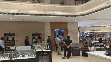 Raipur News: रायपुर में बुर्कावाले चोर की फिल्मी स्टाइल चोरी, 30 लाख लेकर फरार...