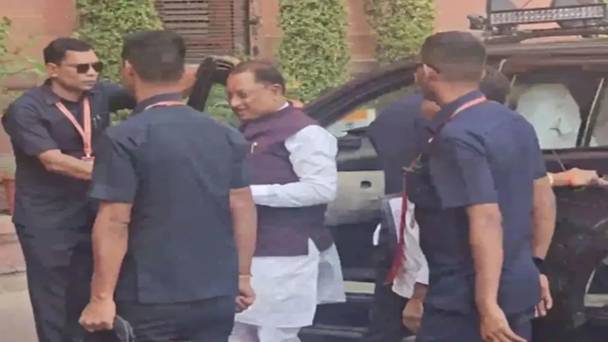 CG News: नॉर्थ ब्लॉक पहुंचे सीएम साय, अमित शाह से मुलाकात में बस्तर के विकास पर होगी चर्चा...